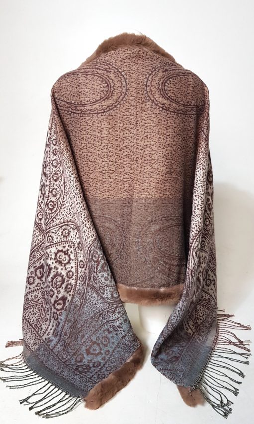 sjaal paisley met cognac bont