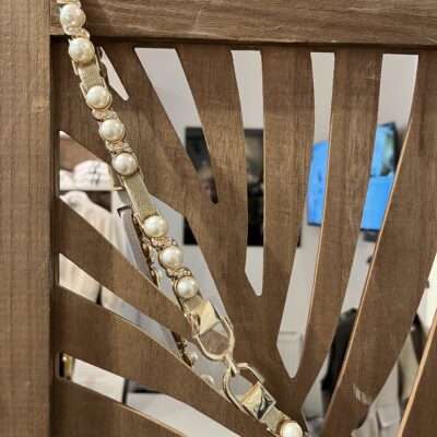Gouden stretchriem dames met parels en strass