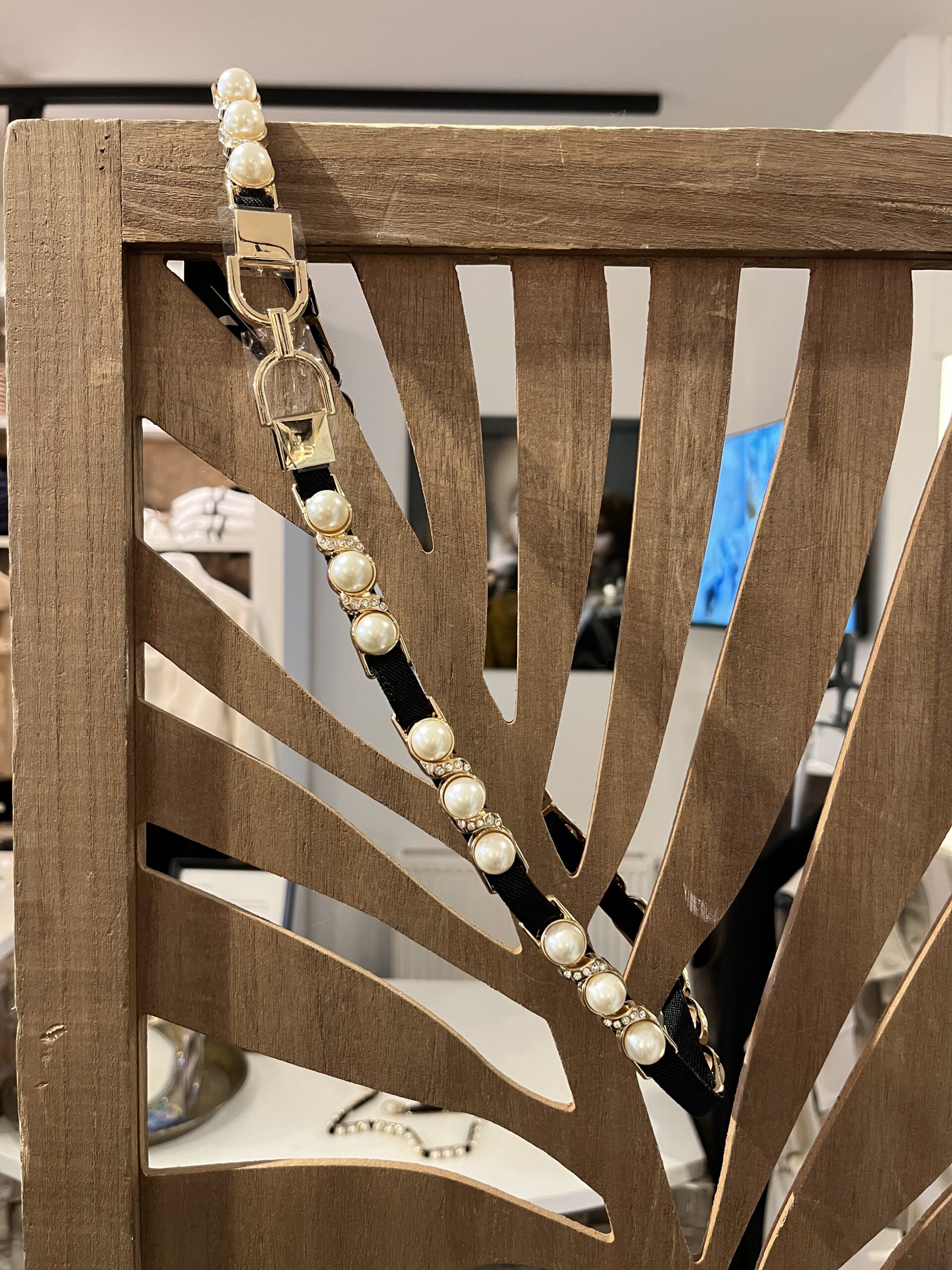 Zwarte stretchriem dames met parels en strass