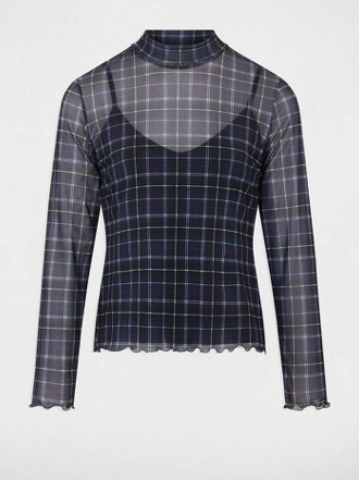 truitje strech doorzichtig blauw met ruitje, dit leuke truitje is helemaal in de schotse look van deze winter. Heerlijke strech kwaliteit doorzichtig met een donkerblauw onderhemdje. Sluit mooi aan met een subtiel turtle nekje, leuk voor onder een blazer maar ook op een jeans voor een casual look