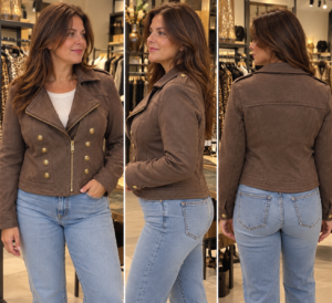 Bruin jasje dubbel knoop XXL met stoere bikerlook en luxe goudkleurige details. De dubbele knopenrij, schuine ritssluiting en vrouwelijke pasvorm maken dit zwarte damesjasje perfect voor zowel een casual als geklede outfit.