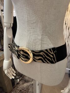 Zwarte stretchriem dames met beige zebraprint